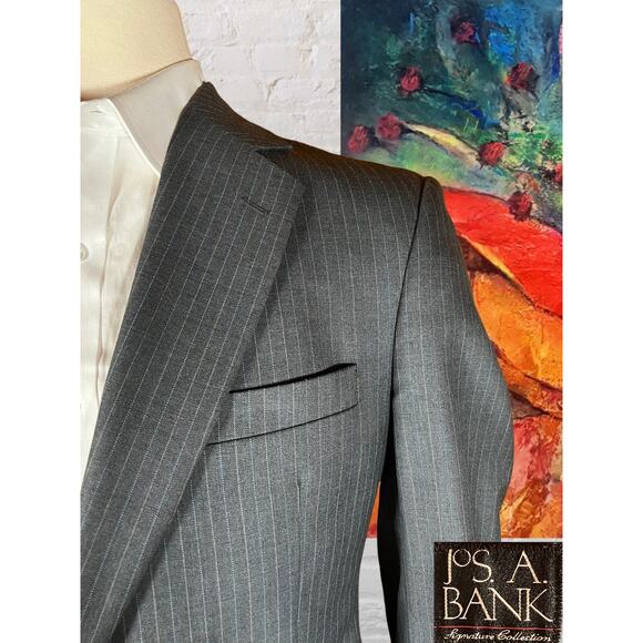Jos A Bank Signature 41R 34x30 Gray with Ice Blue Dashed Stripe Suit Set - Picture 5 of 16